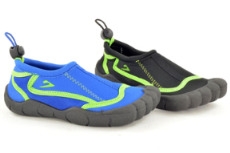.Ki-Badeschuhe, dünne TPR-Sohle, Band zum verstellen, Polyester, blau+schwarz