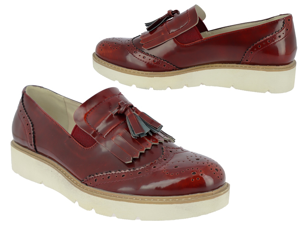 .Da.-Slipper, m. Zierkordel und Fransen, Lack-PU, Gummizug, PU-Sohle, bordeaux